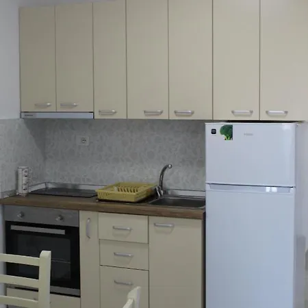 Nela Appartement *